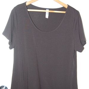 LuLaRoe L Classic T